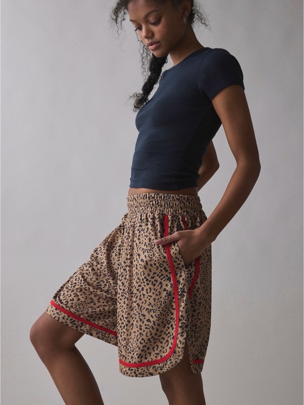 UO BDG Leopard Print Elastic-Waist Women’s Shorts in Tan with Red Trim - Picture 5 of 6